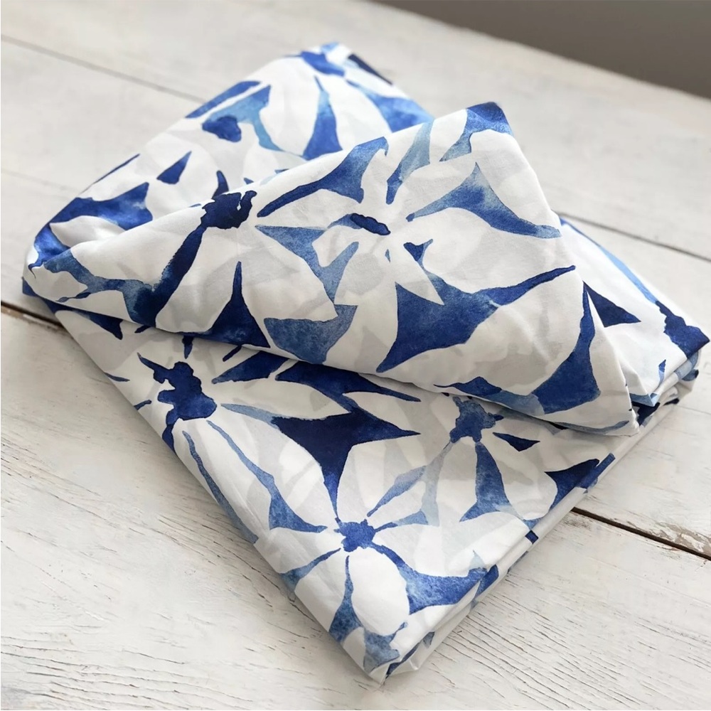 Ralph Lauren Home Alix Floral KING Duvet Cover Blue White Watercolor Navy - Picture 3 of 9